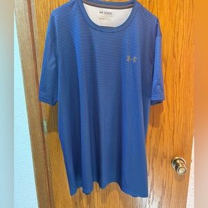 Men’s Heat gear Under Armour shirt